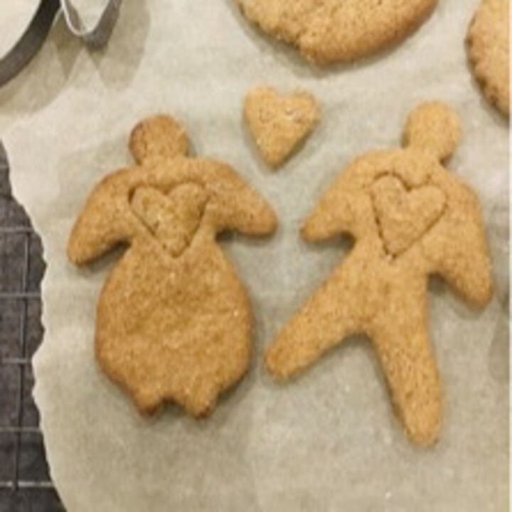 3.7 Gingerbread Biscuits.jpg